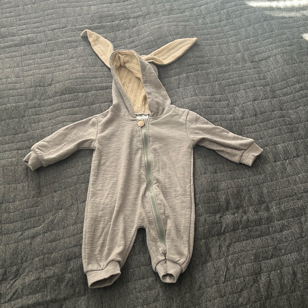 Mama siesta bunny onesie